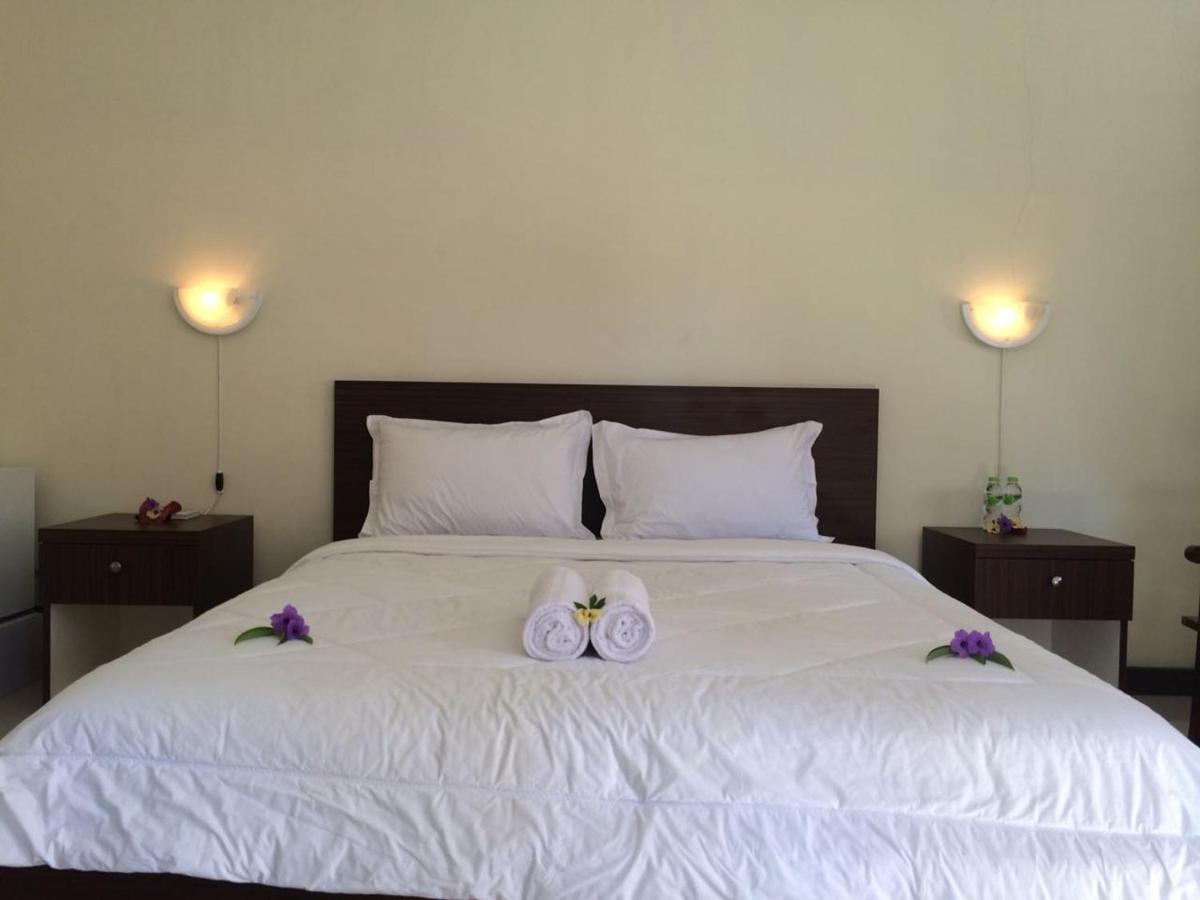 D'Batur Hotel Senggigi Exteriér fotografie