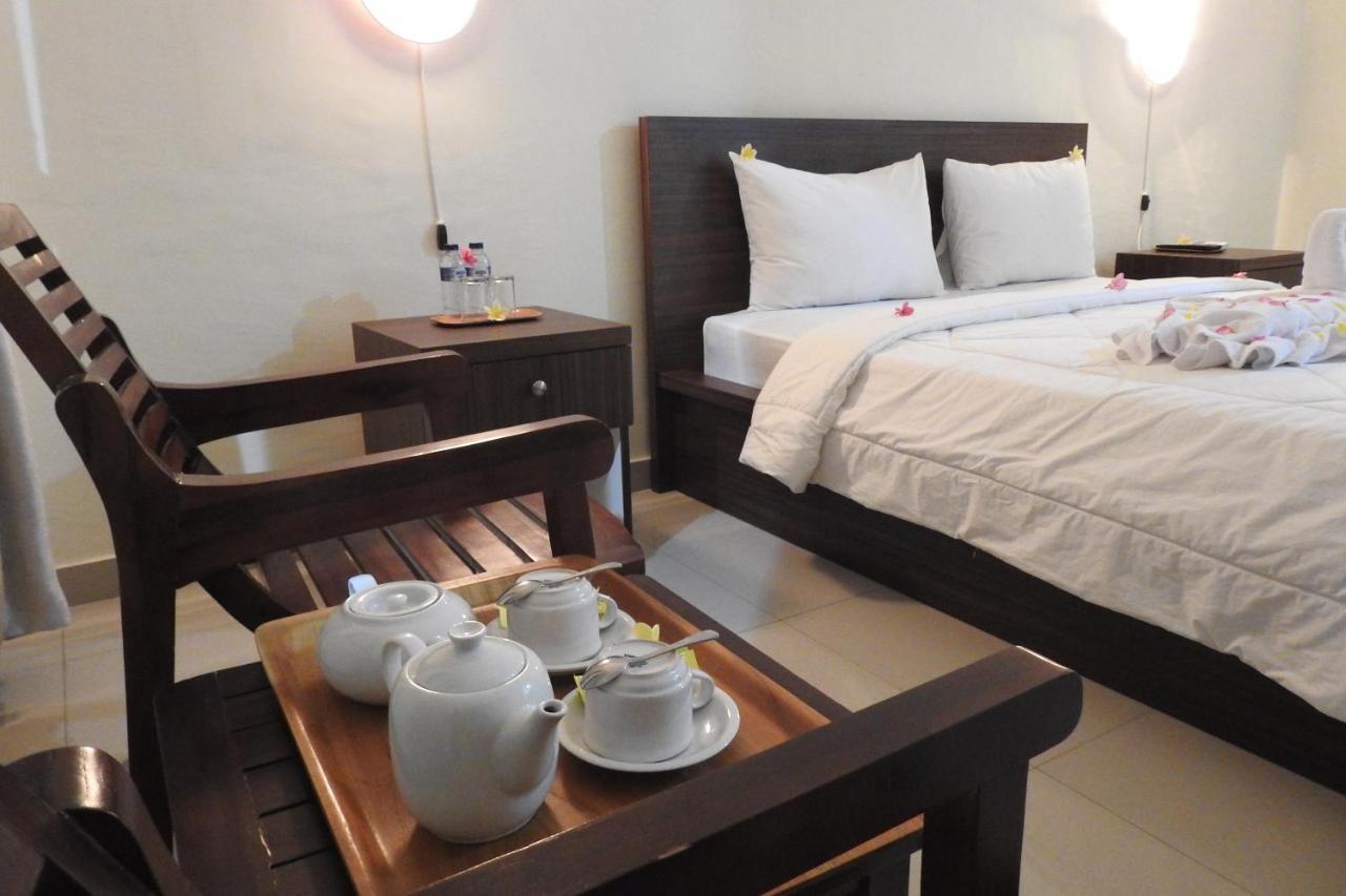 D'Batur Hotel Senggigi Exteriér fotografie