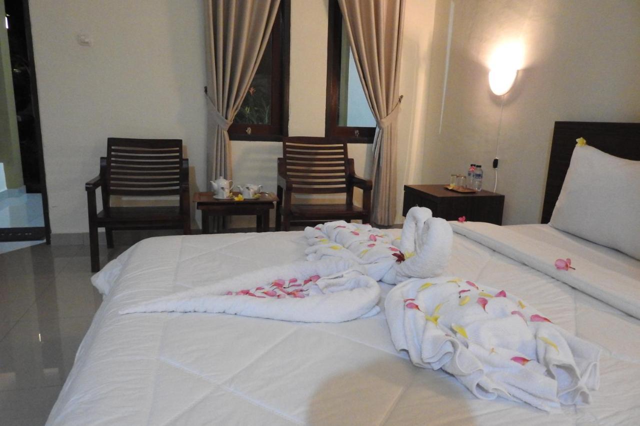 D'Batur Hotel Senggigi Exteriér fotografie