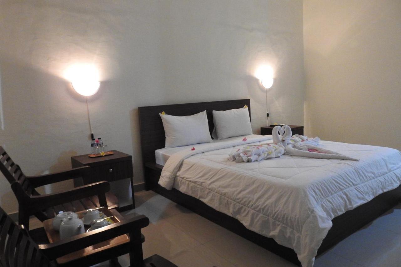 D'Batur Hotel Senggigi Exteriér fotografie