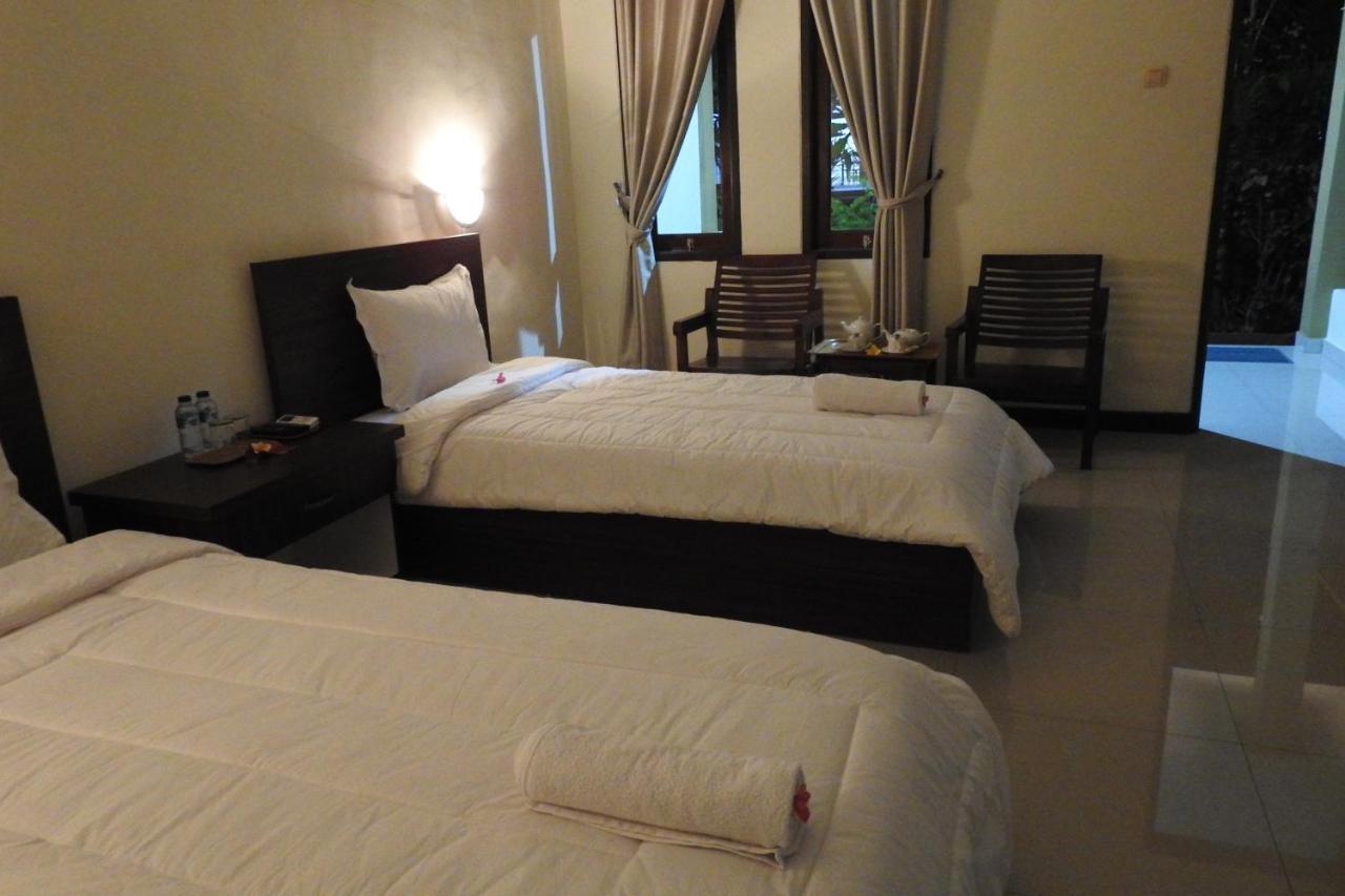 D'Batur Hotel Senggigi Exteriér fotografie